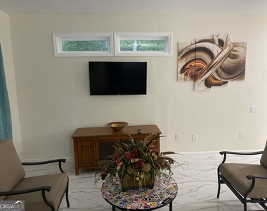825 Forest Lake Drive S - Photo Thumbnail 7