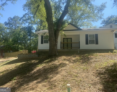825 Forest Lake Drive S - Photo Thumbnail 2