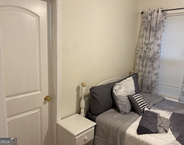 825 Forest Lake Drive S - Photo Thumbnail 23