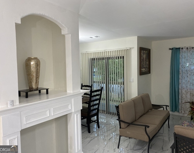 825 Forest Lake Drive S - Photo Thumbnail 9