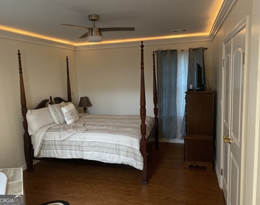 825 Forest Lake Drive S - Photo Thumbnail 19