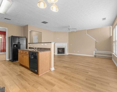 6225 Shenfield Lane - Photo Thumbnail 6