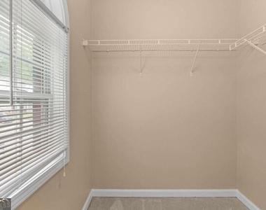 6225 Shenfield Lane - Photo Thumbnail 17