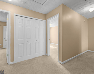 6225 Shenfield Lane - Photo Thumbnail 10