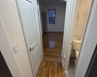 143-23 Barclay Avenue - Photo Thumbnail 7