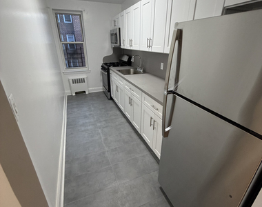 143-23 Barclay Avenue - Photo Thumbnail 3