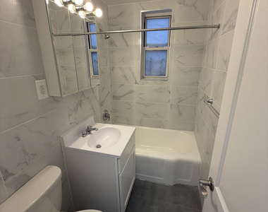 143-23 Barclay Avenue - Photo Thumbnail 10