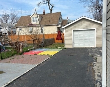 1210 Roselle St - Photo Thumbnail 14