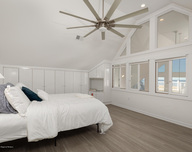502 Sunset Boulevard - Photo Thumbnail 18