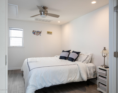 502 Sunset Boulevard - Photo Thumbnail 23