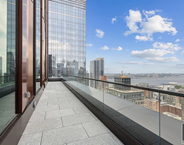 10th Avenue - Photo Thumbnail 8