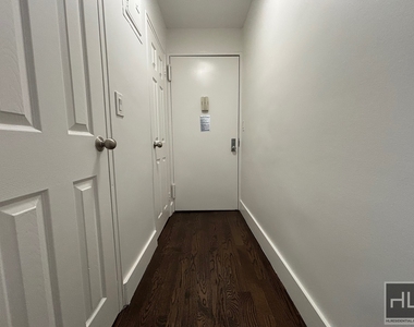 East 63 Street - Photo Thumbnail 1