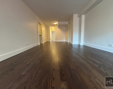 East 63 Street - Photo Thumbnail 2