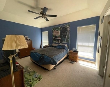 3926 Duke Lane - Photo Thumbnail 4
