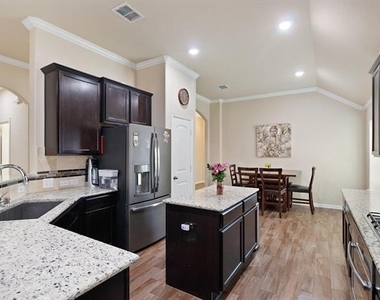 16609 Lincoln Park Lane - Photo Thumbnail 6