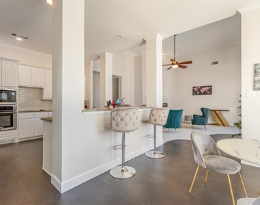 3227 Preston Hills Circle - Photo Thumbnail 12
