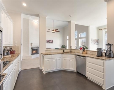 3227 Preston Hills Circle - Photo Thumbnail 14