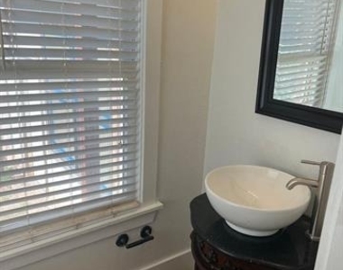 1209 Bawcom - Photo Thumbnail 7