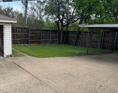 6365 Malcolm Drive - Photo Thumbnail 13
