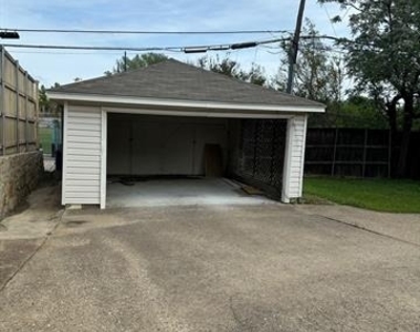 6365 Malcolm Drive - Photo Thumbnail 11
