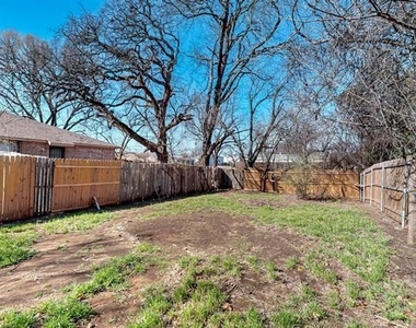 404 Truman Street - Photo Thumbnail 39