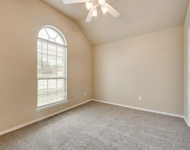 3121 Blue Sage Drive - Photo Thumbnail 9