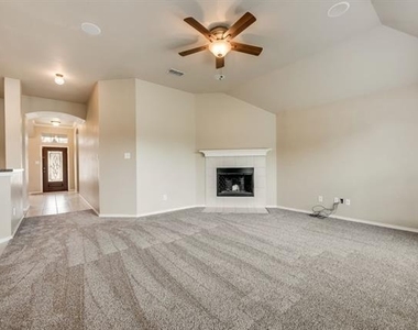3121 Blue Sage Drive - Photo Thumbnail 6