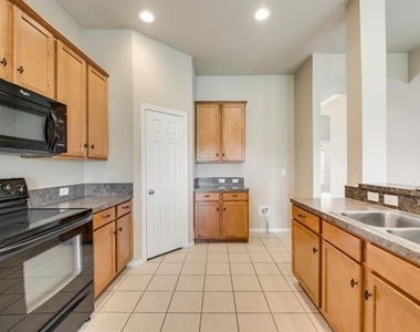 3121 Blue Sage Drive - Photo Thumbnail 7