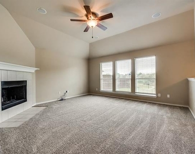 3121 Blue Sage Drive - Photo Thumbnail 5