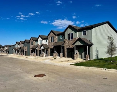 603 Briarwood Lane - Photo Thumbnail 1