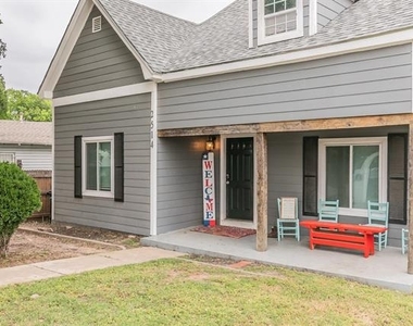 2514 Columbus Avenue - Photo Thumbnail 23