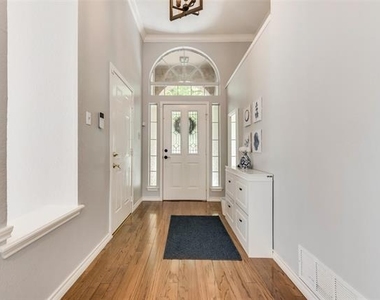 7404 Catlow Court - Photo Thumbnail 3