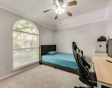 7404 Catlow Court - Photo Thumbnail 16