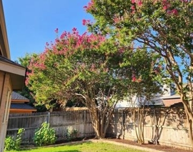 7404 Catlow Court - Photo Thumbnail 32