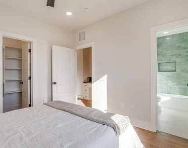 2824 Weisenberger Street - Photo Thumbnail 27