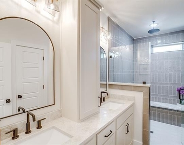 2824 Weisenberger Street - Photo Thumbnail 23