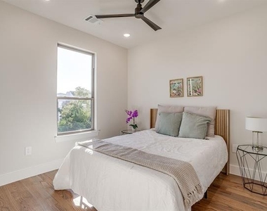 2824 Weisenberger Street - Photo Thumbnail 26