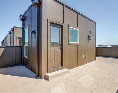 2824 Weisenberger Street - Photo Thumbnail 31