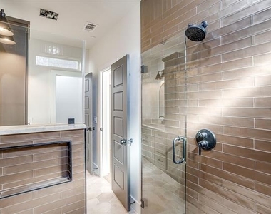 2820 Weisenberger Street - Photo Thumbnail 20