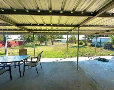 4304 Jenny Lane - Photo Thumbnail 24