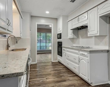 3816 Buckhorn Place - Photo Thumbnail 7