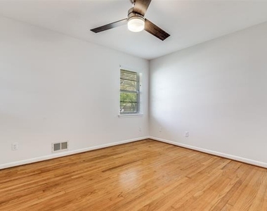 401 Daisy Drive - Photo Thumbnail 19