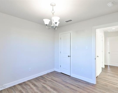 1709 Bandolero Road - Photo Thumbnail 24