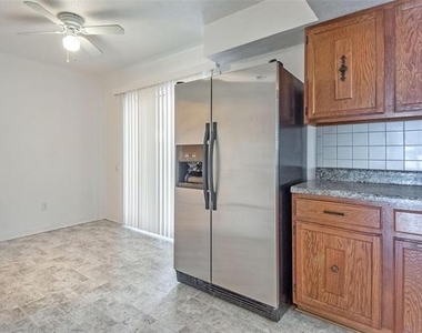635 Haines Avenue - Photo Thumbnail 10