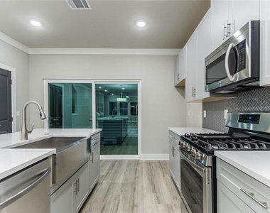 3325 Norris Street - Photo Thumbnail 1