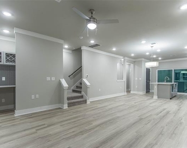 3325 Norris Street - Photo Thumbnail 13