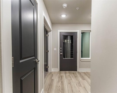 3325 Norris Street - Photo Thumbnail 6