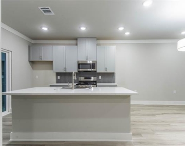 3325 Norris Street - Photo Thumbnail 19