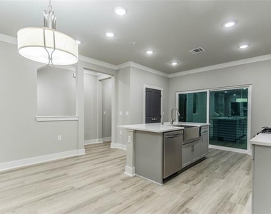 3325 Norris Street - Photo Thumbnail 11