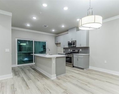 3325 Norris Street - Photo Thumbnail 10